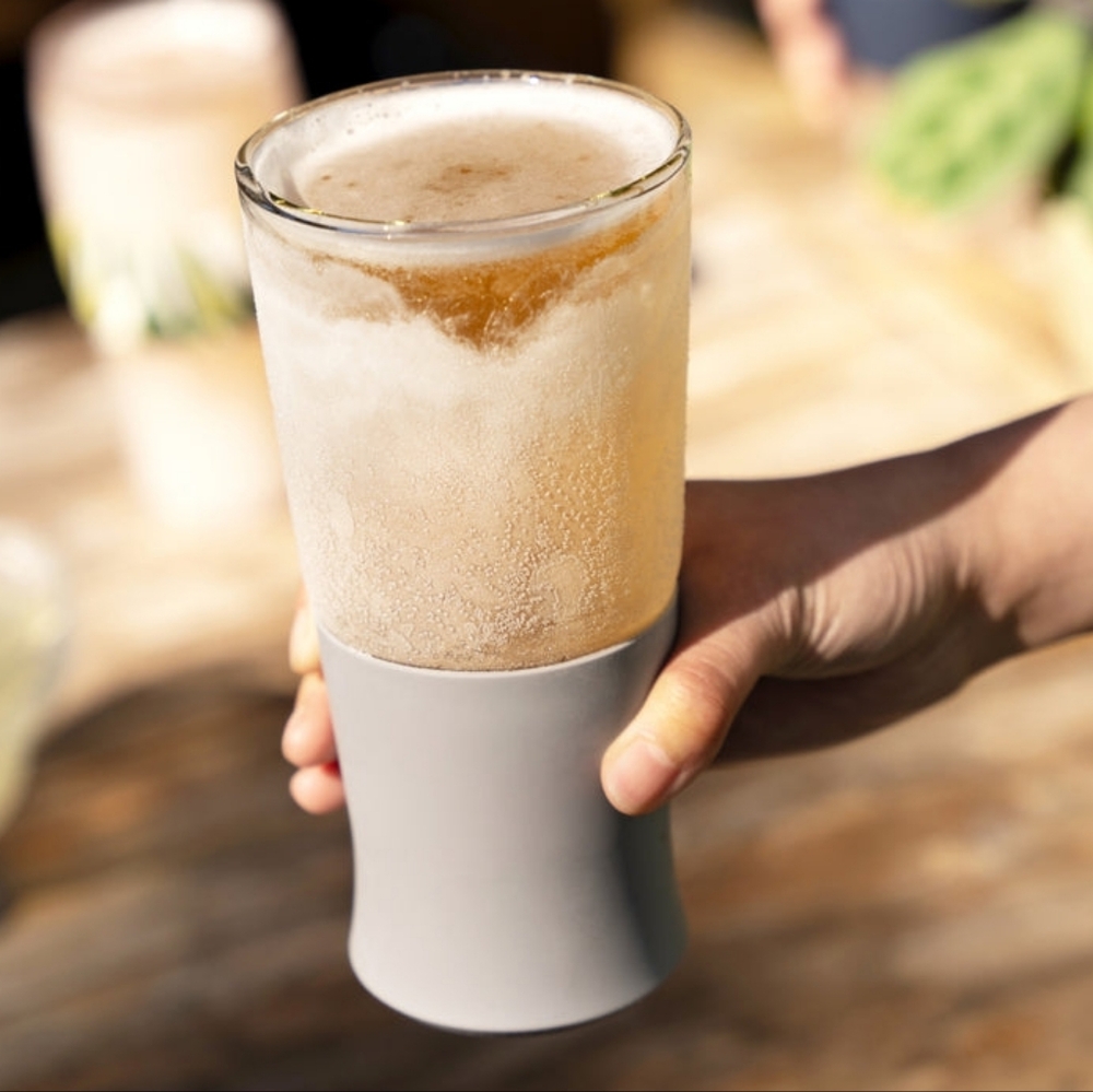 GLASS BEER FREEZE HOST IN White Clear, SET OF 2 (No Original Box)